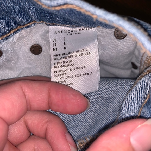 American Eagle Outfitters 90s Boyfriend Denim Shorts Blue Distressed Jean 8 Mom - Picture 6 of 14